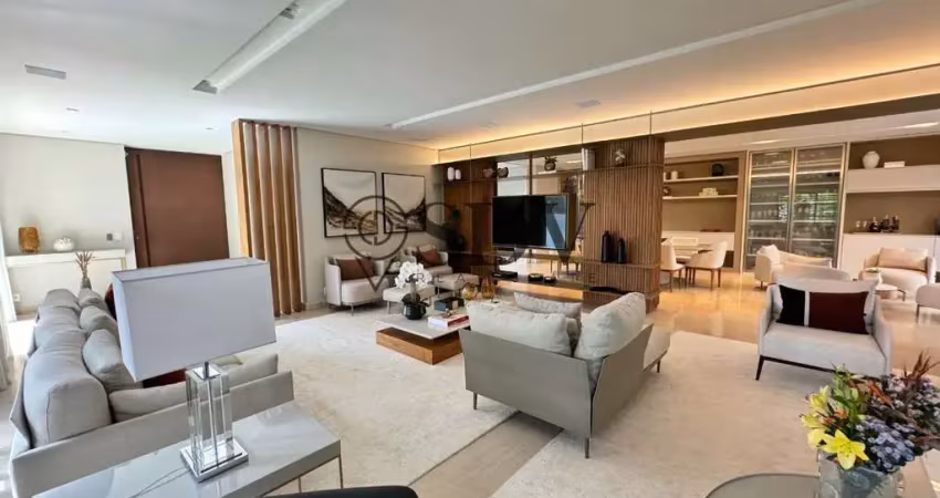 Casa com 3 quartos para alugar na Rua Itabaquara, 650, Pacaembu, São Paulo
