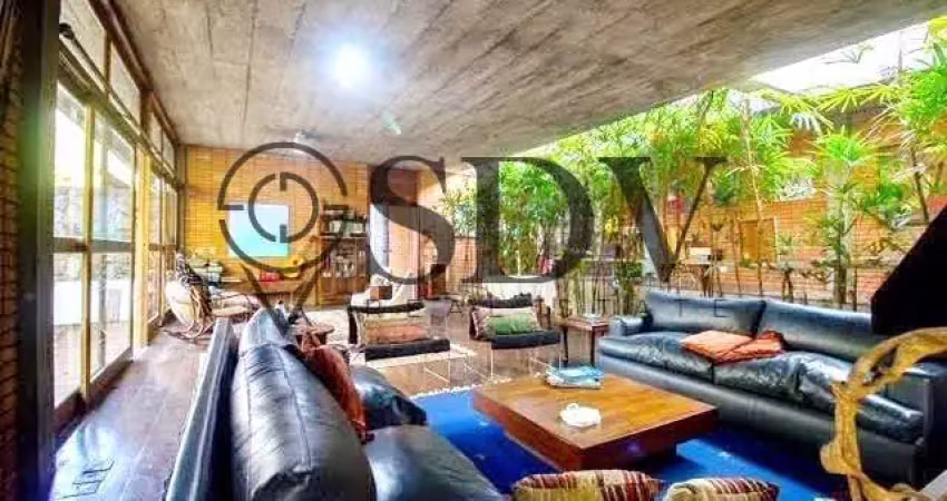 Casa com 5 quartos à venda na Rua Capepuxis, 362, Alto de Pinheiros, São Paulo
