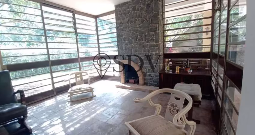 Casa com 4 quartos à venda na Votuporanga, 318, Sumaré, São Paulo
