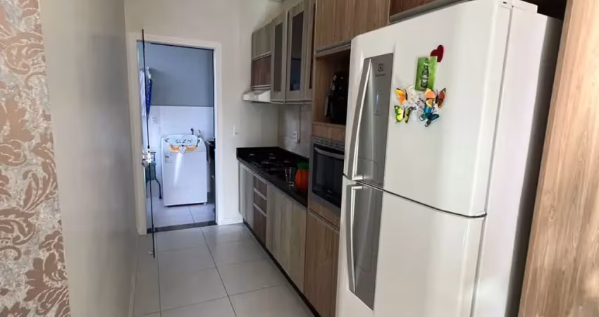Apartamento em jaraguá do sul cozinha com armário segundo andar