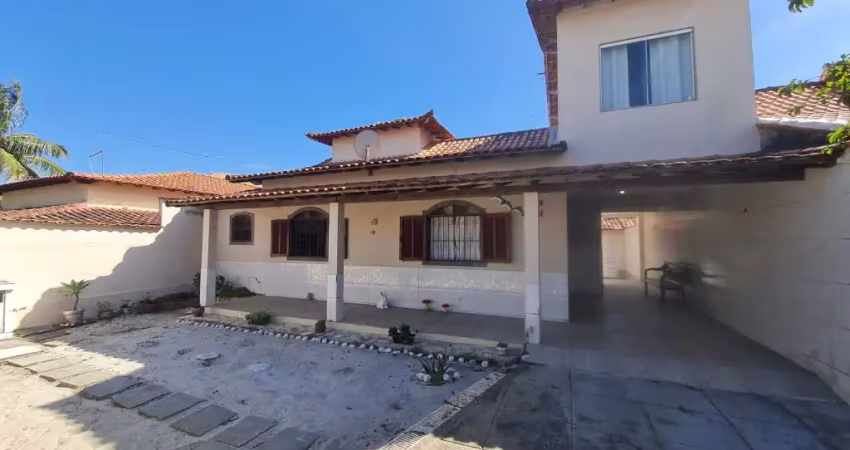 Casa térrea de 3 quartos com piscina à venda em itaúna