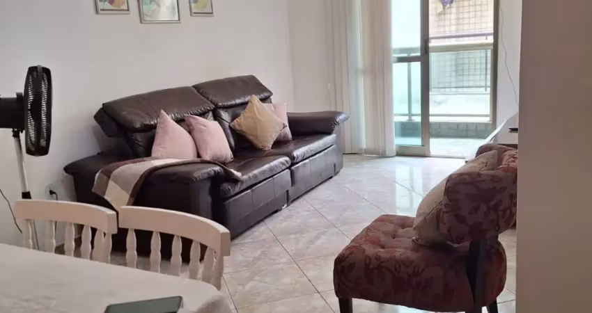Apartamento mobiliado de 2 quartos na avenida oceânica e perto de tudo