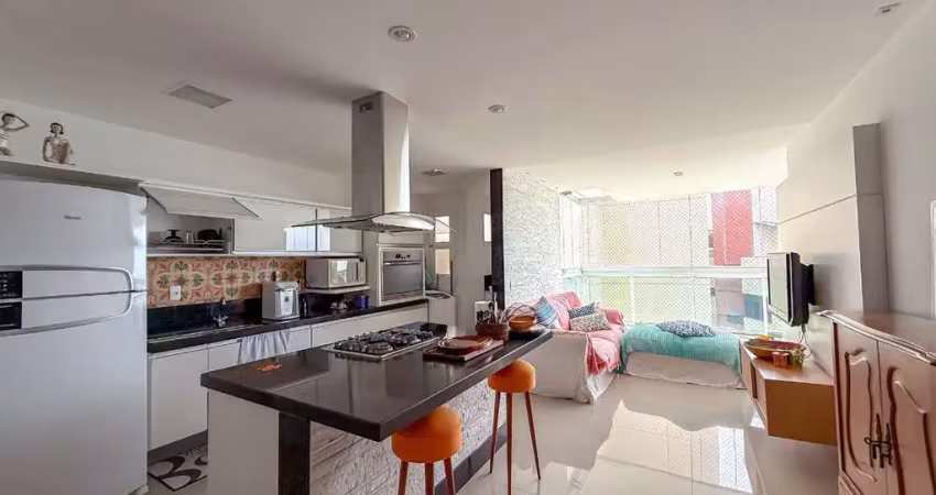 Apartamento de alto padrão à venda na enseada azul, a 190 metros do mar, sol da manhã, varanda gourmet e lazer completo. marque uma visita e confira!