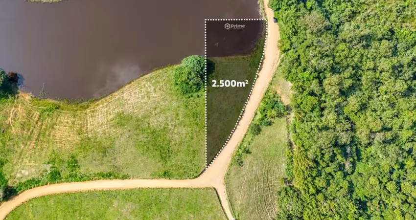 Oportunidade! terreno de 2.500m² com acesso à lagoa à venda em meaípe - guarapari/es. marque uma visita sem compromisso, será um prazer!