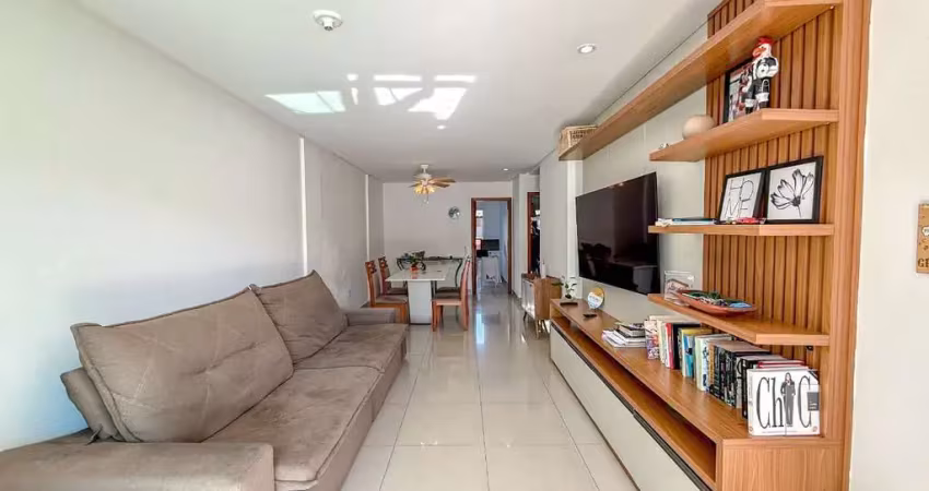 Casa duplex à venda com 4 quartos (3 suítes), varandas, churrasqueira e 2 vagas. conforto e ótima localização em guarapari/es!