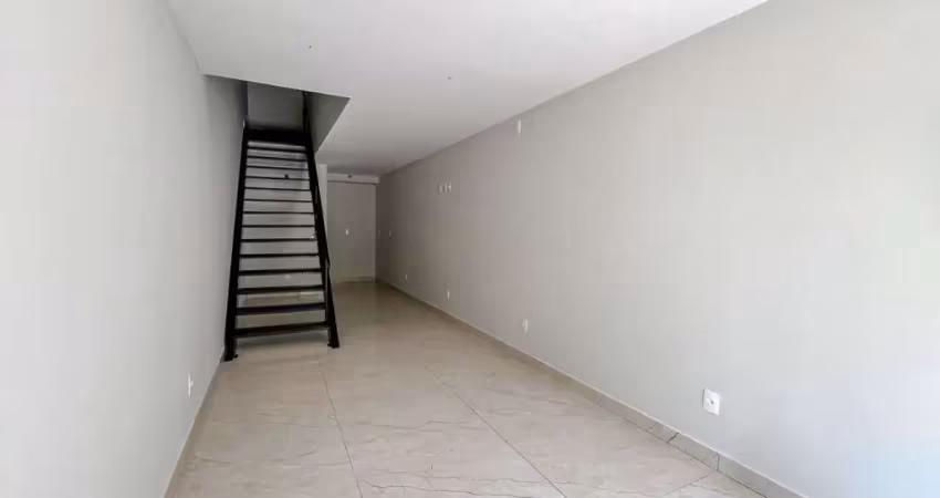 Loja e sobreloja comercial de 42 m² disponível para locação anual no centro de guarapari/es. agende já a sua visita!