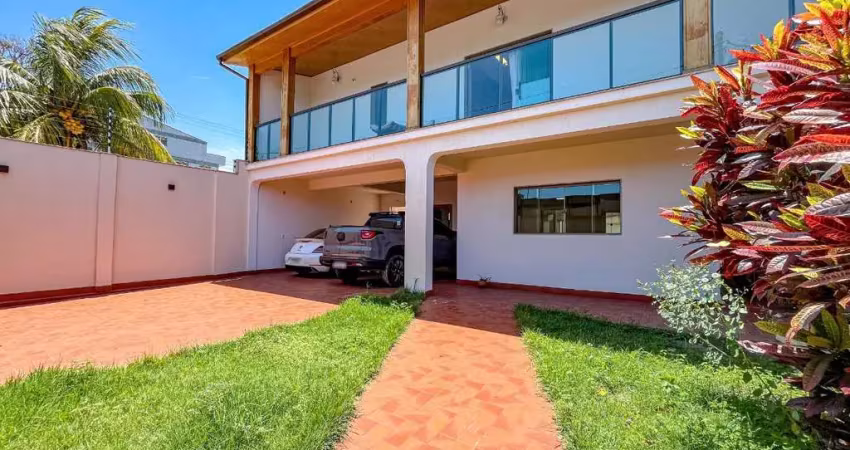 Seu novo lar na praia do morro: casa duplex com 3 quartos, 2 suítes e área de lazer completa em um dos melhores locais de guarapari/es!