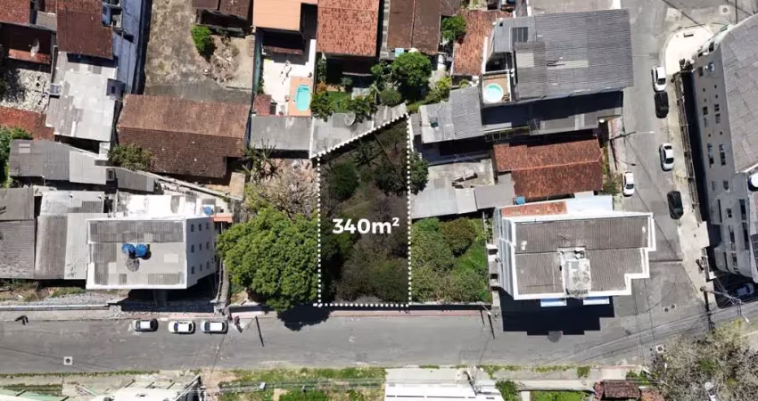 Lote à venda no bairro ipiranga em guarapari/es com condição super facilitada de pagamento, entre em contato e confira!