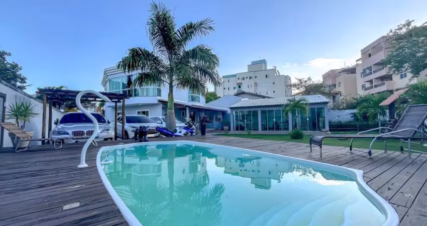 Praia do morro - guarapari/es. linda casa à venda a 600 metros da praia, um luxo. marque uma visita e se apaixone!