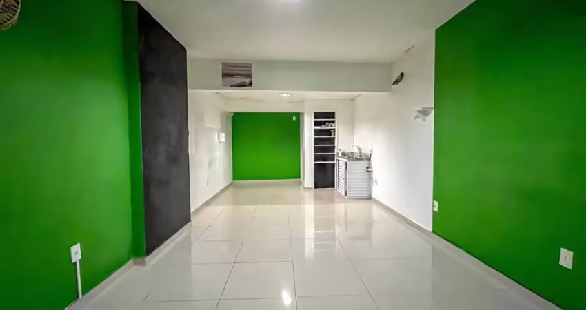 Sala comercial à venda no centro de guarapari/es. é você perto de tudo! marque uma visita sem compromisso e confira!