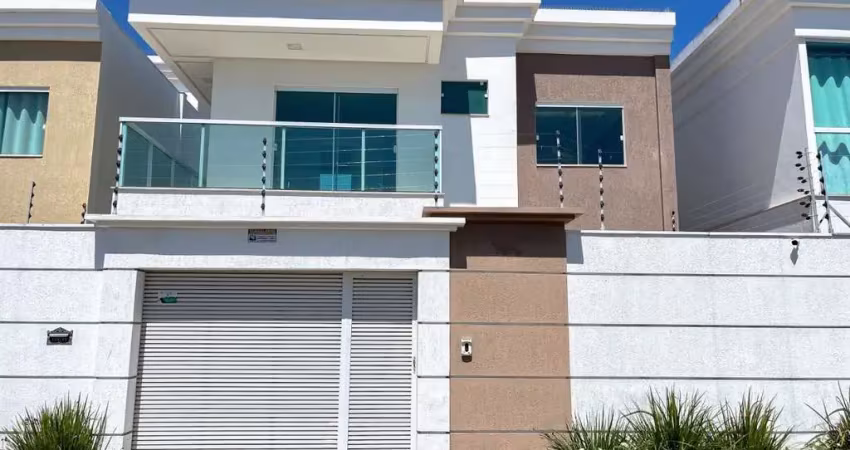 Casa duplex de alto padrão e fino acabamento à venda na praia do morro em guarapari/es. condição super facilitada de pagamento, confira!