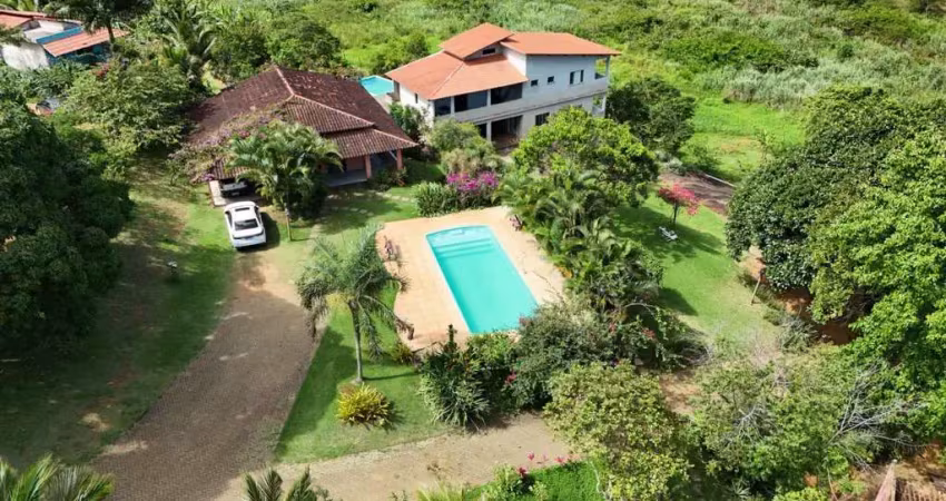 Linda chácara à venda no interior de guarapari/es, a 20 minutos das praias da cidade.