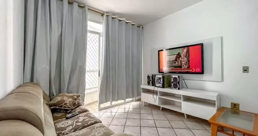 Oportunidade! apartamento de 01 quarto + 01 reversível em ótima localização com garagem próximo da praia das castanheiras no centro de guarapari-es.