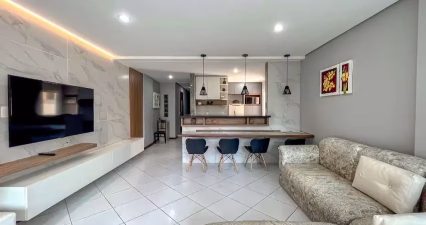 Oportunidade de investimento - apartamento todo reformado em predio de frente para a praia do morro em guarapari/es por r$ 650 mil, preço de ocasião!
