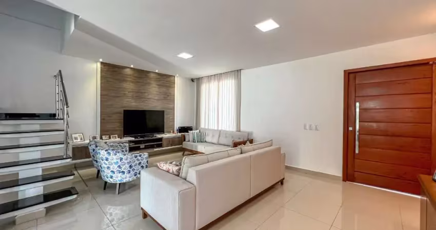 Casa duplex com excelente localização à venda em meaípe, guarapari/es. marque uma visita sem compromisso, será um prazer!