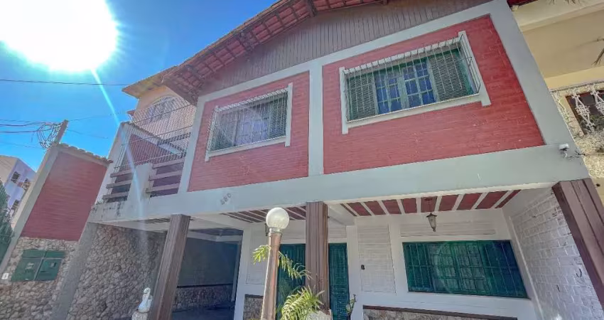 Casa à vende próximo ao centro de guarapari/es, excelente para clinica, escritório, restaurante. preço abaixo do praticado da região, confira!