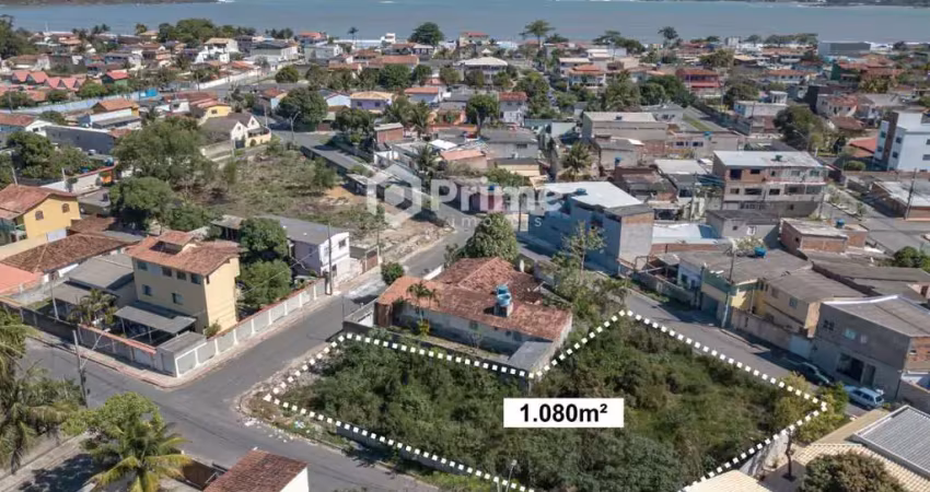 Oportunidade! terreno com 1.080 m2 a venda em santa mônica. são três frentes, ideal para construir condomínio de casas, investimento certo e seguro!