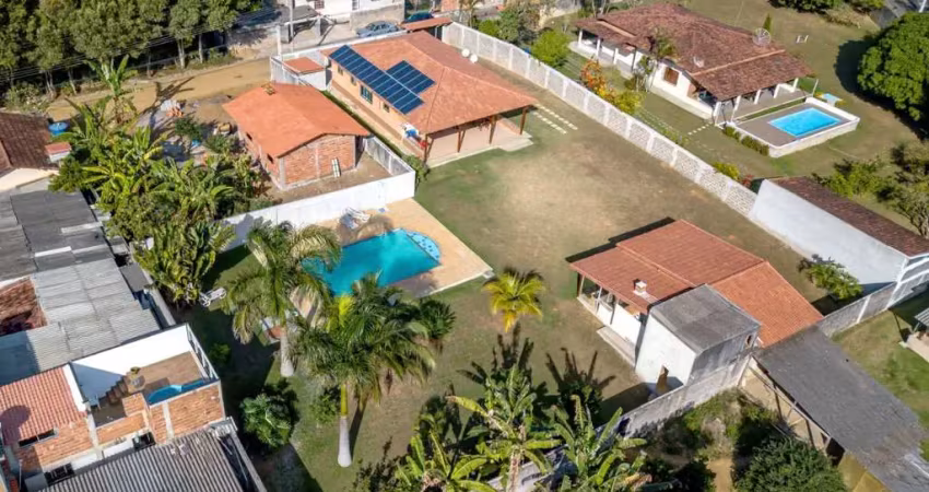 Linda chacara em meaipe - guarapari/es, disponível para venda e locação. são mais de 4.000 m² de área privativa, lazer completo e muito verde!