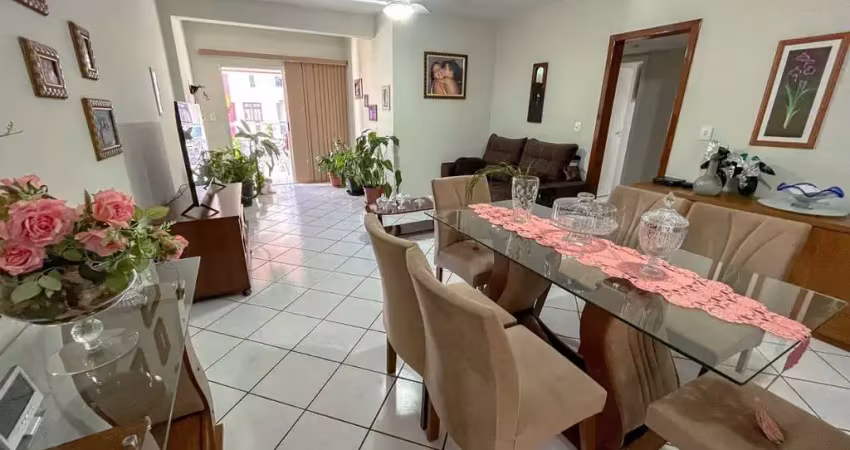 Apartamento 3 quartos sendo 1 suíte à venda no centro de guarapari/es. amplo, arejado, ótima localização, frente para a rua. agende já a sua visita!