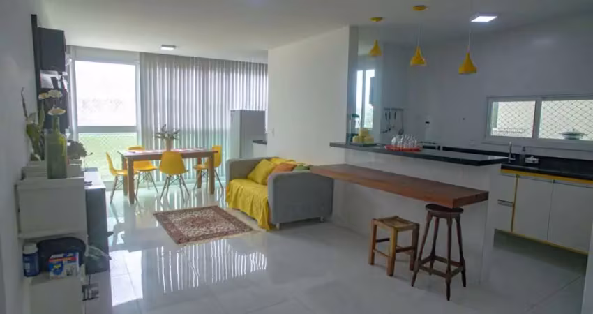 Excelente apartamento a venda na enseada azul de 2 quartos, 3 vagas e lazer completo pertinho das praias de peracanga e bacutia.