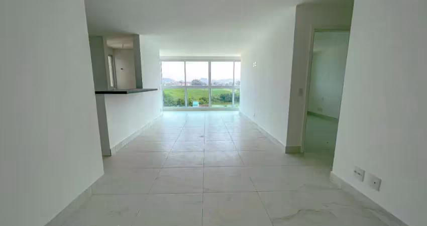Apartamento de 2 quartos na enseada azul com 3 vagas de garagem