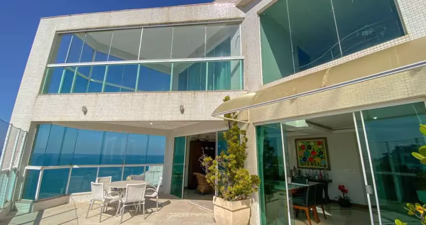 Cobertura duplex no centro de guarapari ampla com 4 suítes (sendo 2 master com hidromassagem e closet) e 4 vagas na garagem