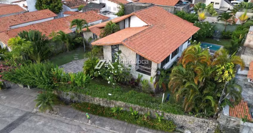 Casa com 4 quartos à venda no Papicu, Fortaleza 