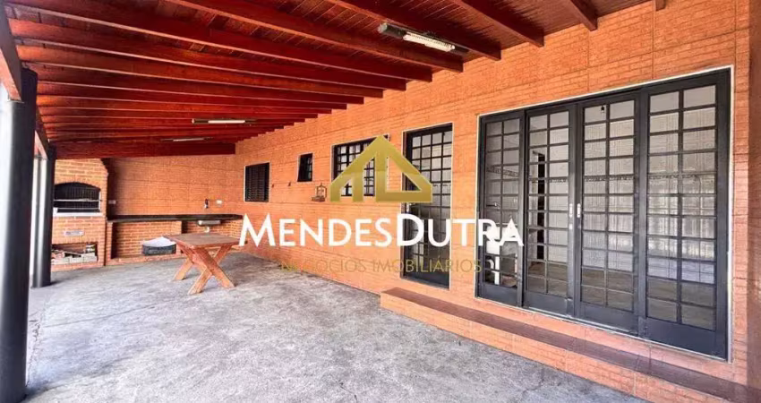 Casa à venda com 3 quartos e edícula no bairro santa terezinha - piracicaba-sp