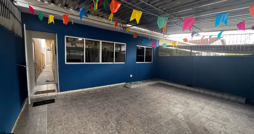 Excelente casa venda bairro cordeiro . recife /pe.03quartos, sala ampla