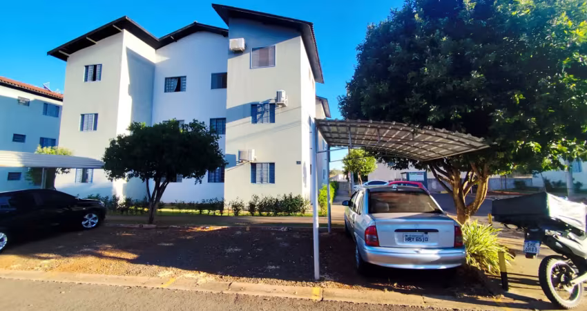 Apartamento dois quartos, segundo andar. condomínio com churrasqueira, playground, portaria 24h, mercadinho 24h e lavanderia.
