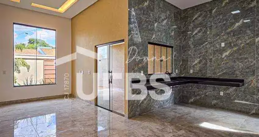 Casa com 3 quartos à venda na Rua RM 14, Residencial Guarema, Goiânia