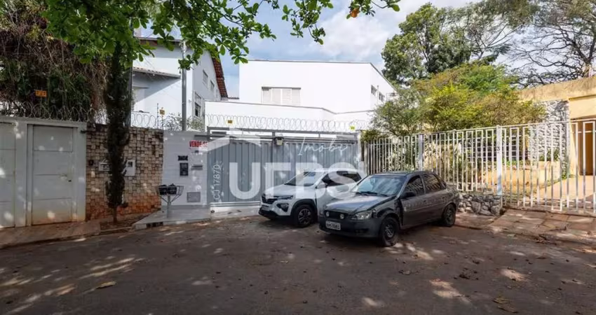 Casa com 5 quartos à venda na Rua 93, Setor Sul, Goiânia