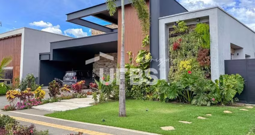 Casa em condomínio fechado com 3 quartos à venda na Rua GGC25, Residencial Goiânia Golfe Clube, Goiânia