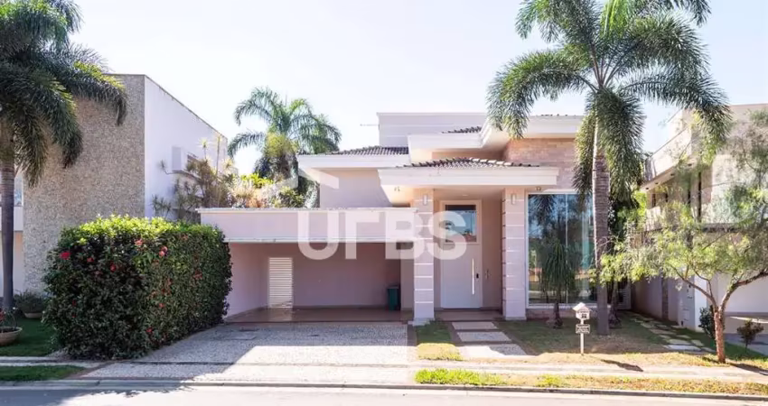 Casa em condomínio fechado com 5 quartos à venda na Rua das Helicônias, Jardins Verona, Goiânia