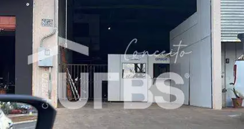 Excelente galpão com 200m² já alugado por r$ 3.560,00  ideal para investidores .