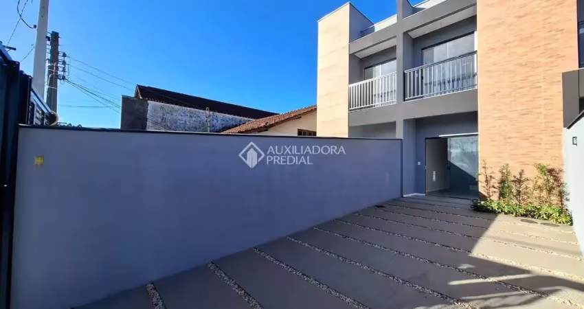 Casa com 3 quartos à venda na Rua Araquã, 426, Costa e Silva, Joinville
