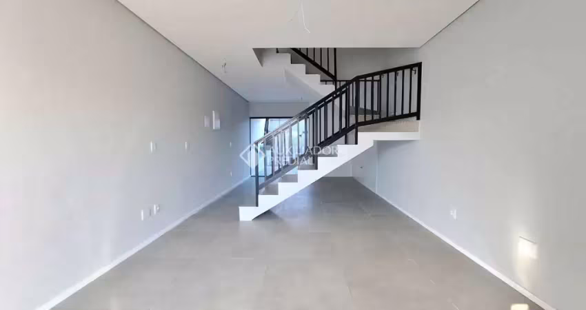 Casa com 3 quartos à venda na Rua Araquã, 426, Costa e Silva, Joinville