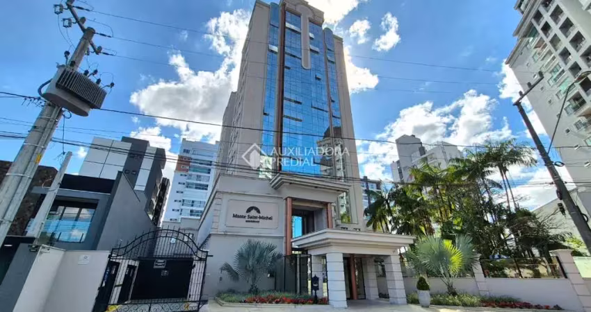 Apartamento com 3 quartos à venda na Rua Henrique Max Baggenstoss, 94, Saguaçu, Joinville