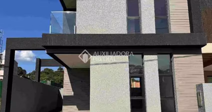 Casa em condomínio fechado com 3 quartos à venda na Rua Irma Schreiner Maran, 503, Santa Cândida, Curitiba