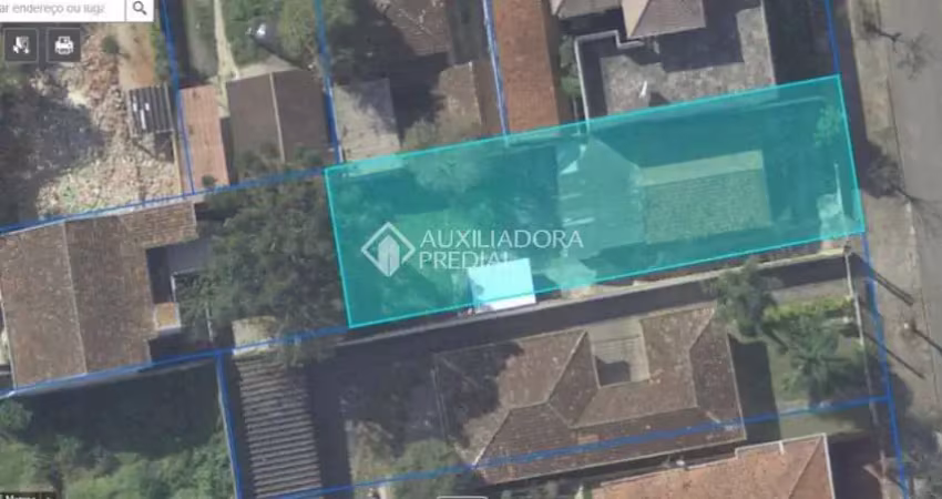 Terreno à venda na Rua Antônio Olívio Rodrigues, 409, Capão da Imbuia, Curitiba