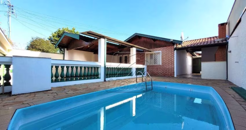 Casa com 2 dormitórios para alugar, 190 m² por R$ 2.569,84 - Santa Terezinha - Piracicaba/SP