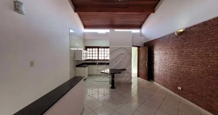 Casa com 2 dormitórios para alugar, 141 m² por R$ 2.200/mês - Castelinho - Piracicaba/SP