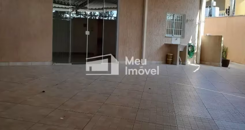 21957 - oportunidade de investimento! prédio comercial com edícula para venda ou locação.