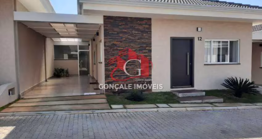 Luxuosa casa em condomínio fechado com piscina - 3 dorms e área gourmet em atibaia