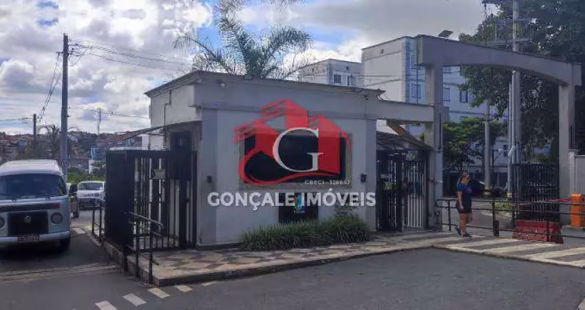 Apartamento com 02 dormitórios e 01 vaga de garagem