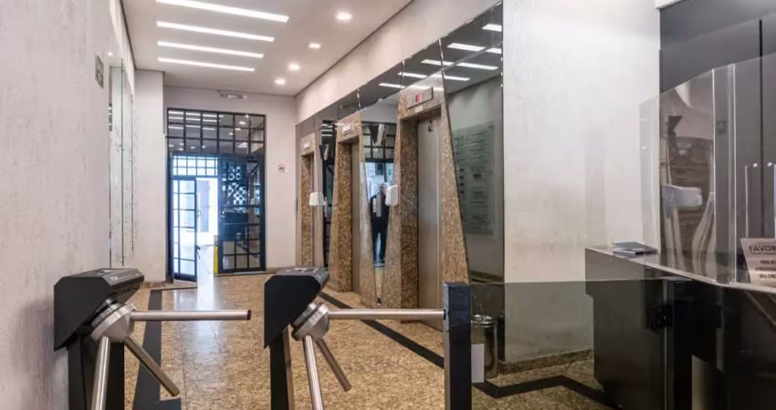 Conjunto comercial para venda em curitiba, centro, 2 banheiros, 1 vaga
