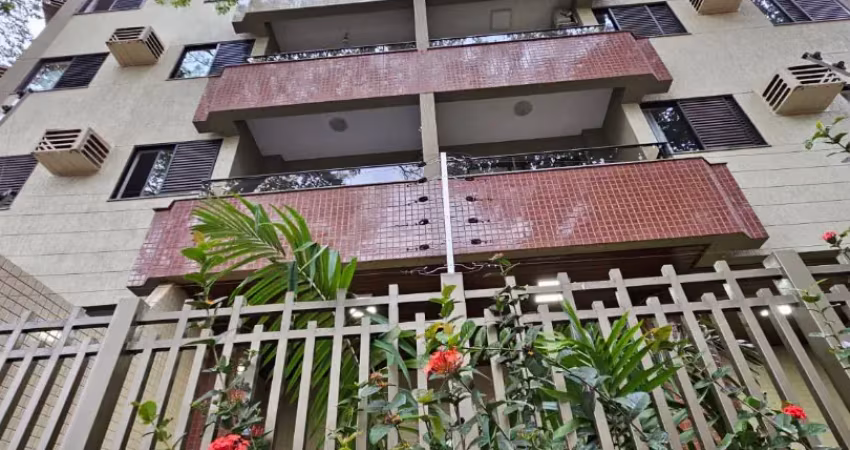 Apartamento com 2 quartos e 2 vagas de garagem à venda, 61m² - zona 07 - ampla área externa privativa