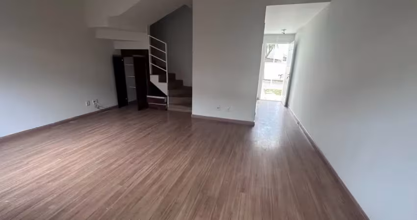 Casa em condomínio fechado com 3 quartos à venda na Avenida Carlos Drummond de Andrade, 159, Jardim Santa Maria, Jacareí