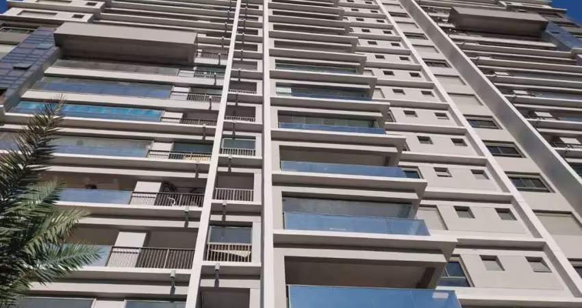 Apto com 111m² e 2 suítes, será entregue com piso e amaros