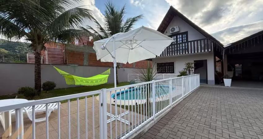 Casa com 2 quartos à venda no Velha Central, Blumenau 